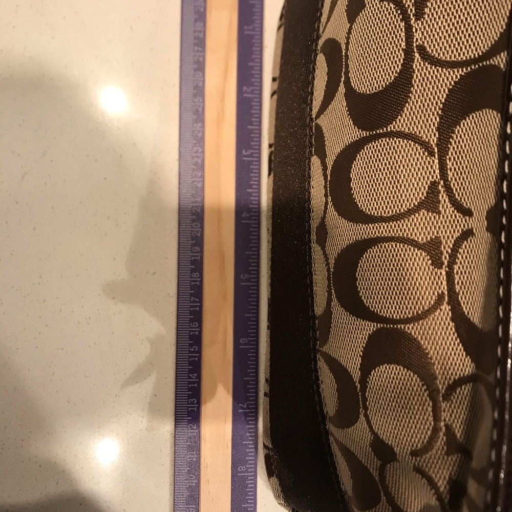 Coach purse - Picture 4 of 5